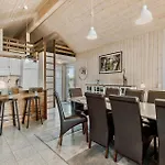 Amazing In With Kitchen *