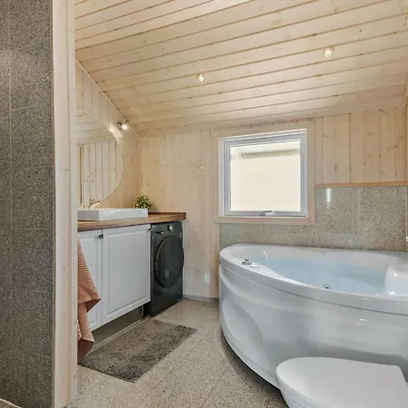 Casa vacanze Amazing In With Kitchen Tarm