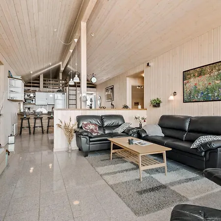 Holiday home Amazing In With Kitchen *