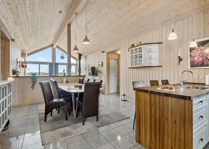 Amazing In With Kitchen